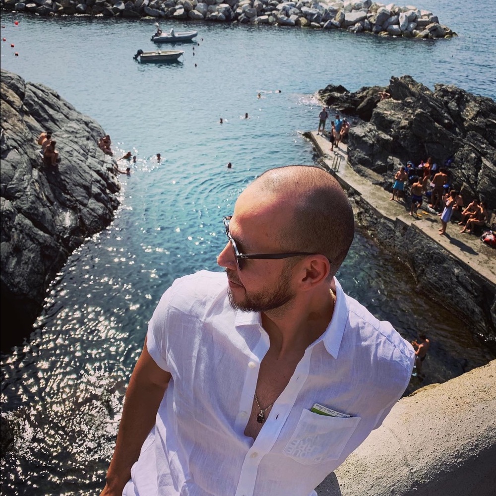 Meet your Posher, Esteban